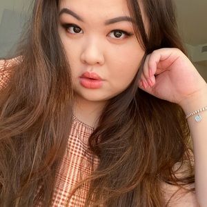 Meet your Posher, Linette